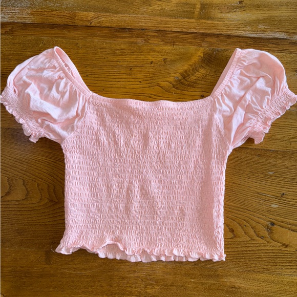 Cropped Rucked Pink Top - Picture 2 of 3